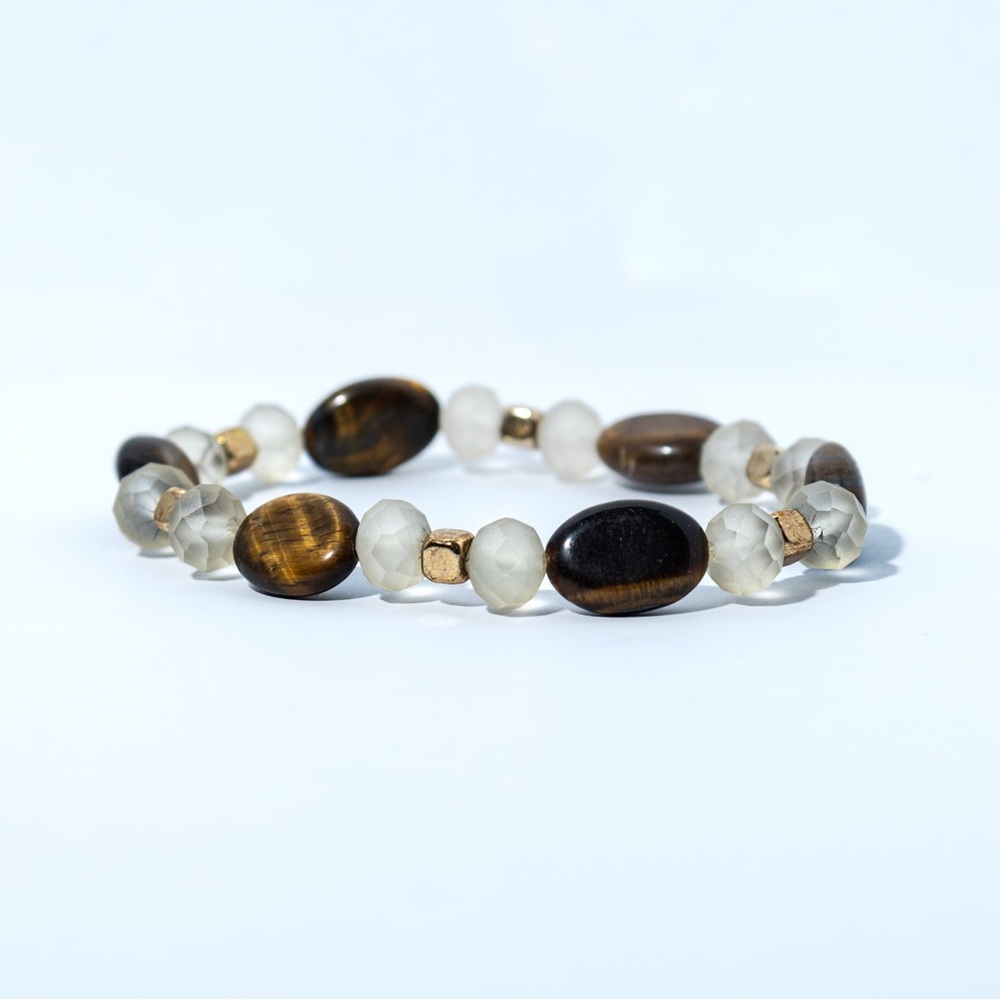 Elegant Tiger’s Eye Beaded Bracelet